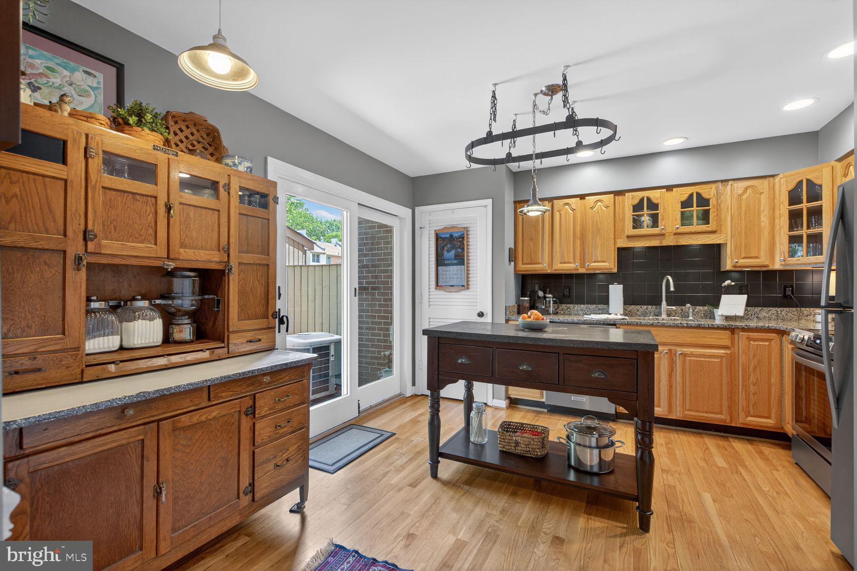 8336 GARFIELD COURT