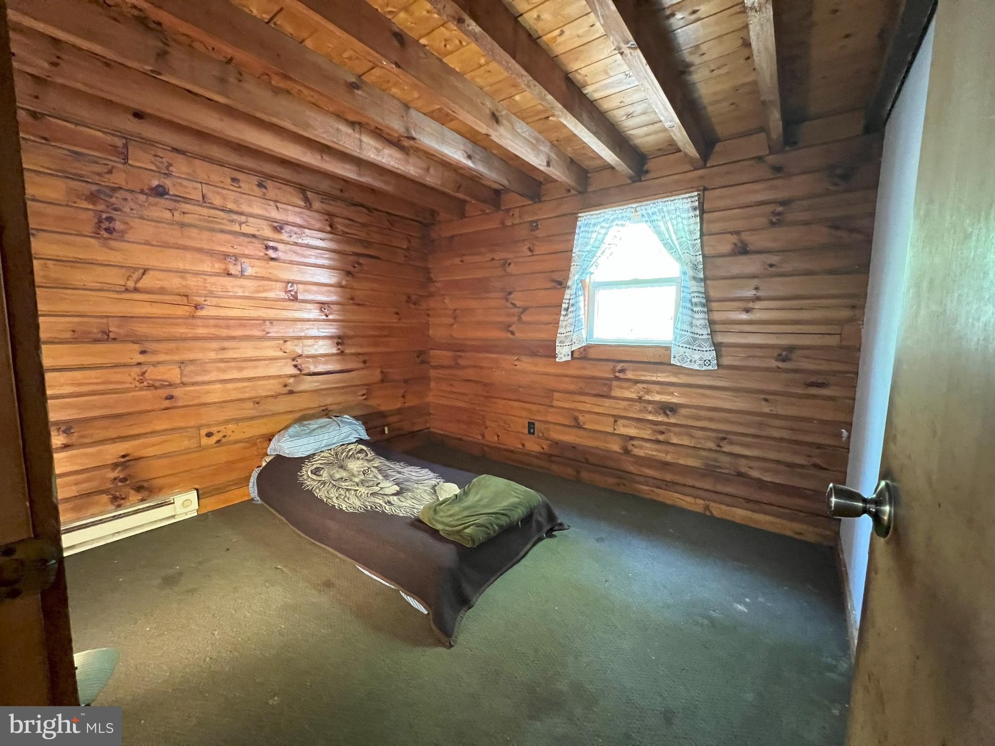 DRY RUN ACRES - Residential