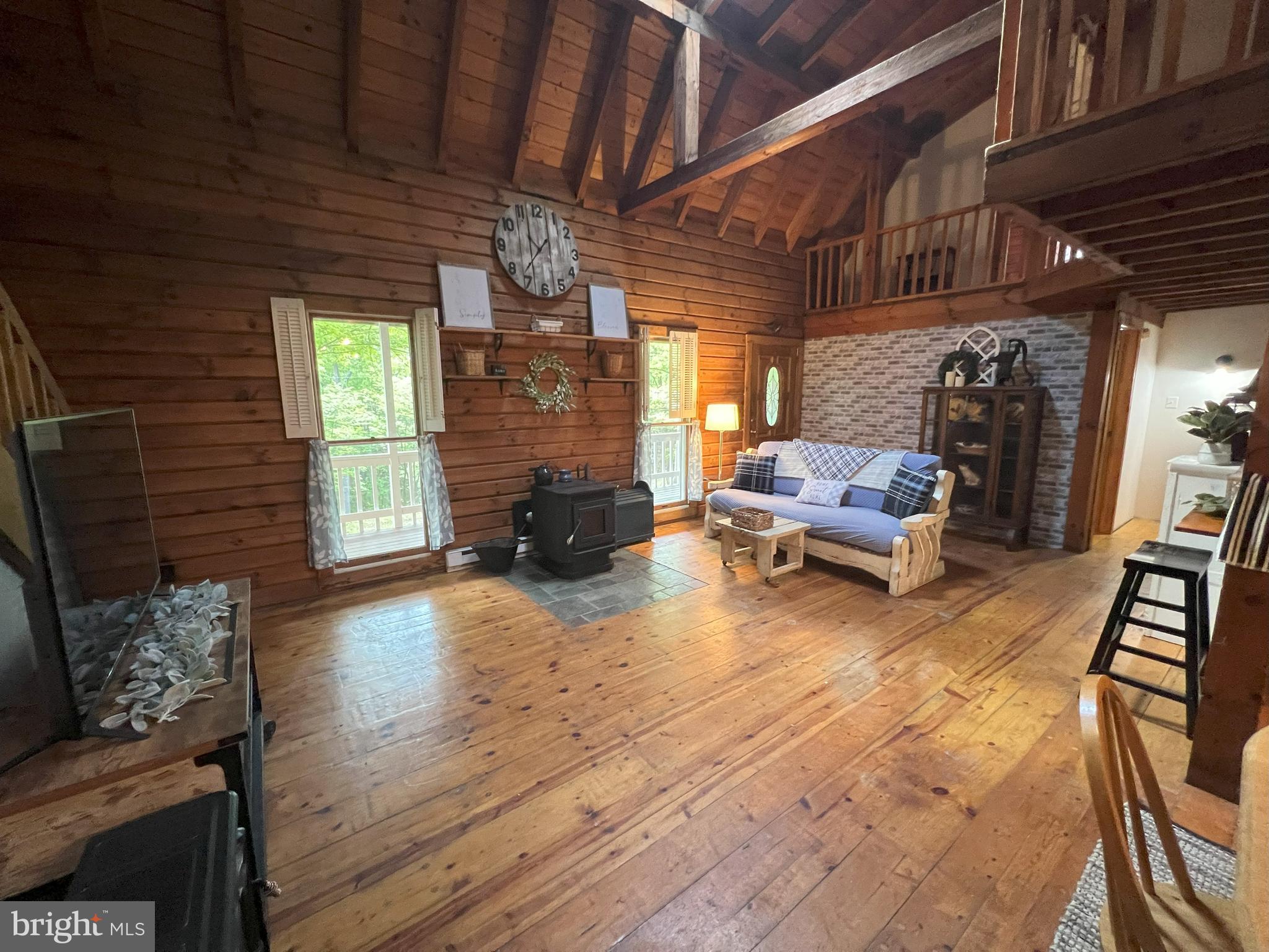 DRY RUN ACRES - Residential