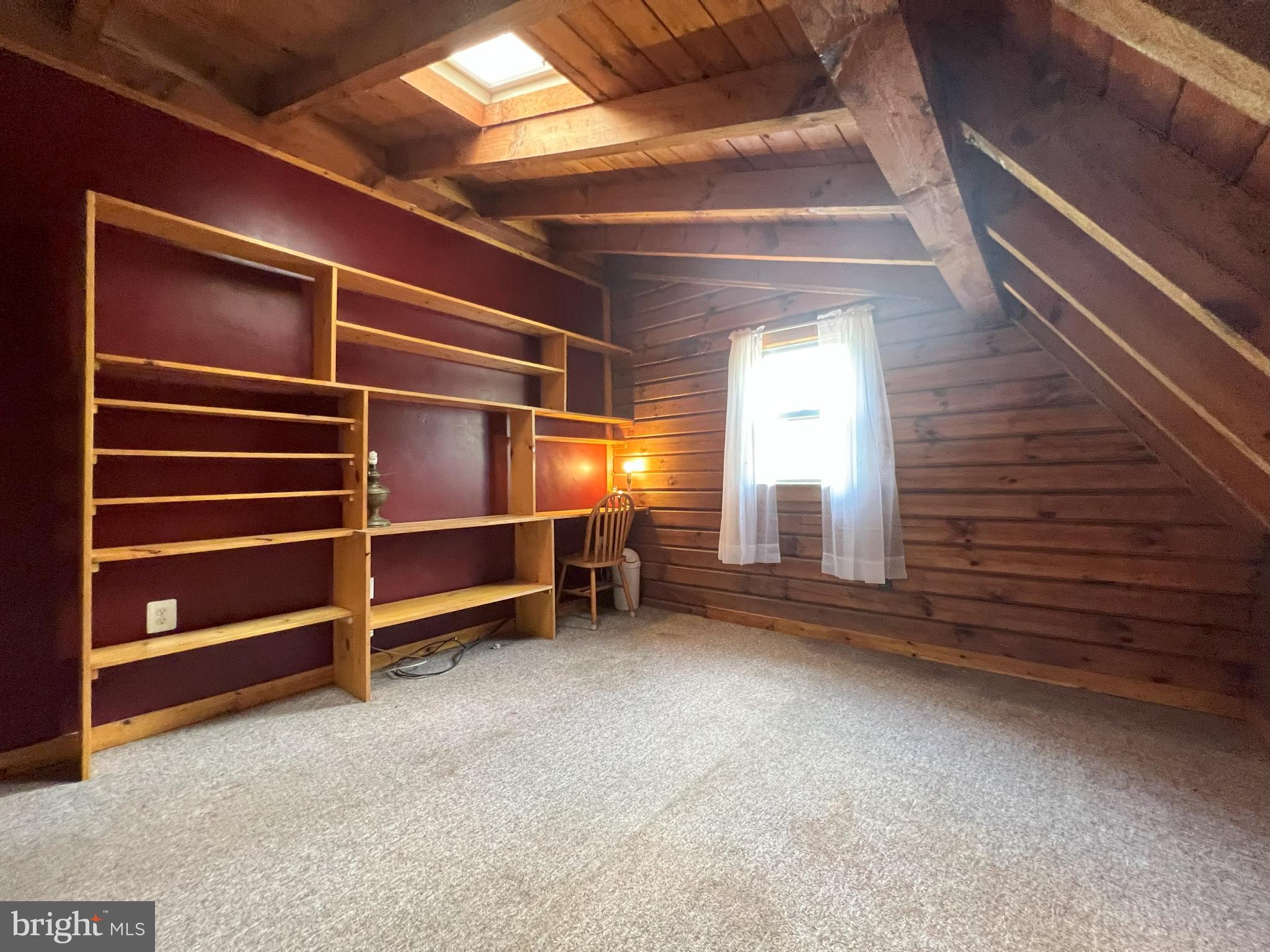 DRY RUN ACRES - Residential