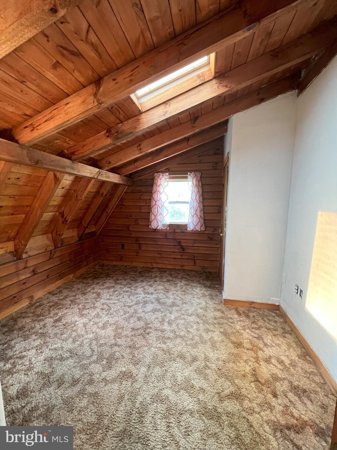 DRY RUN ACRES - Residential