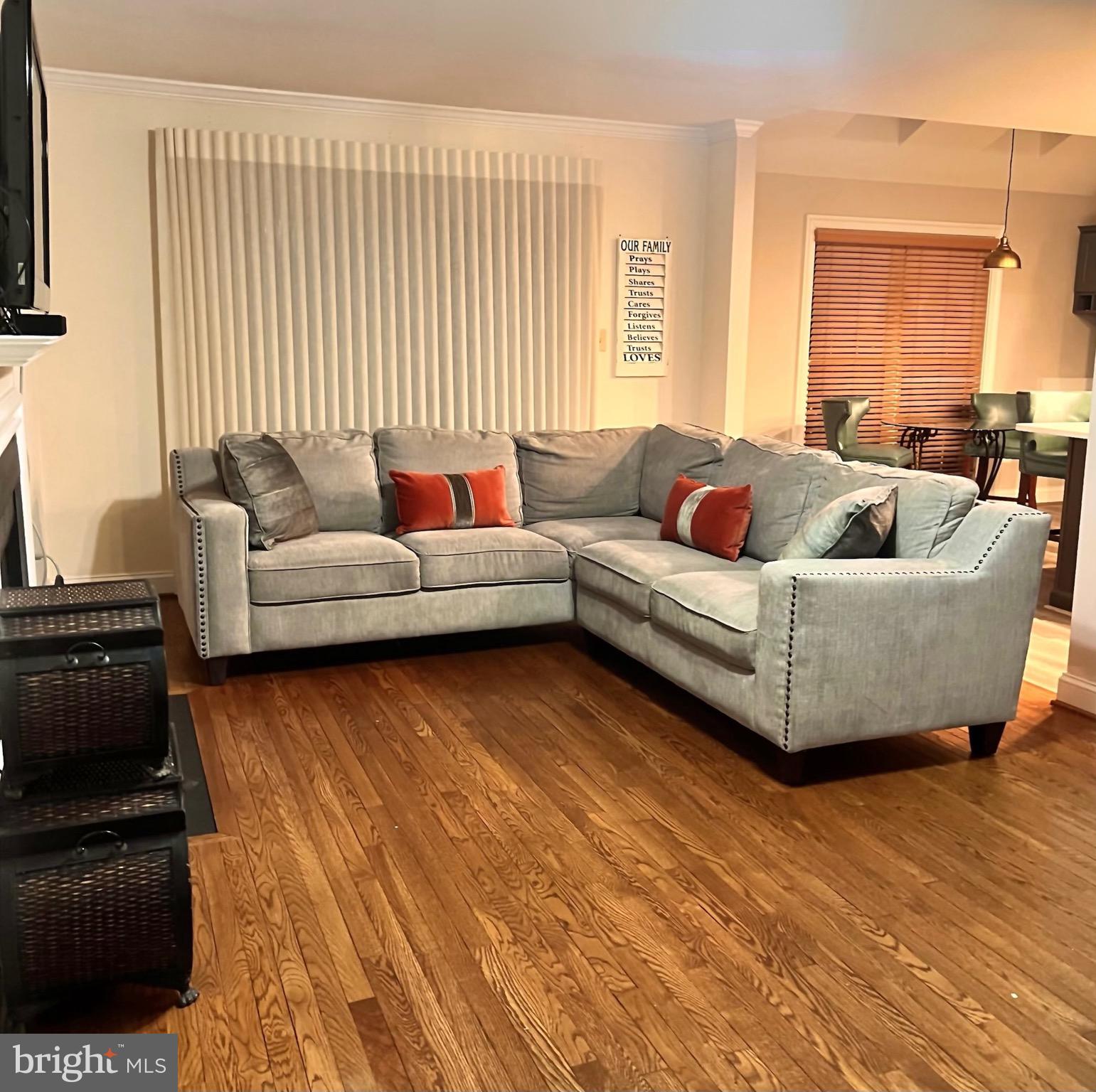 WOODMORE - Residential