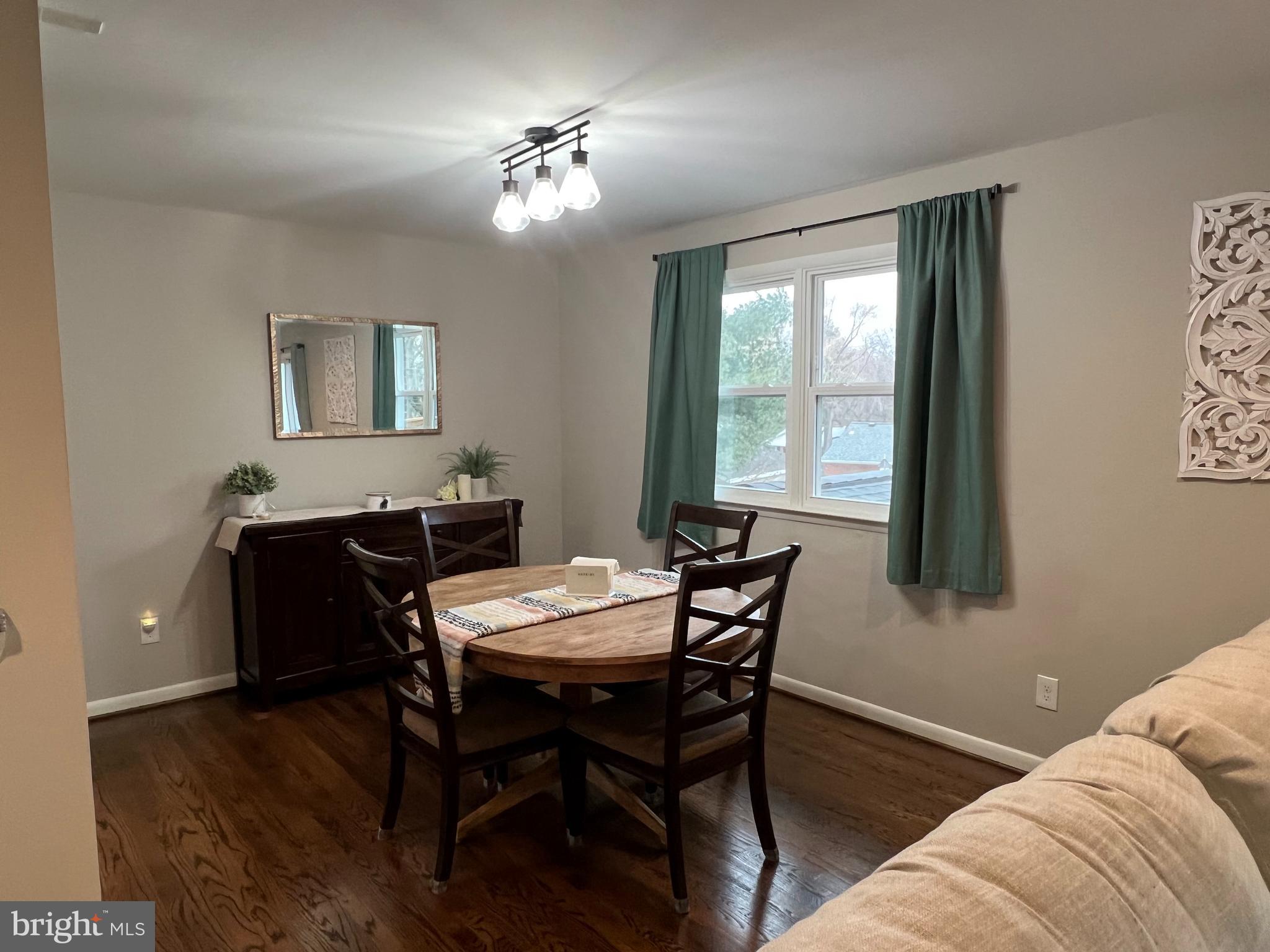 PERRING PARK - Residential