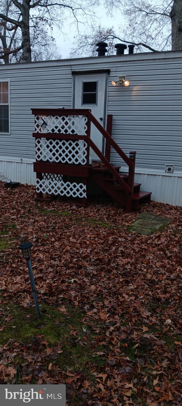 21 EDGEWOOD COURT 21