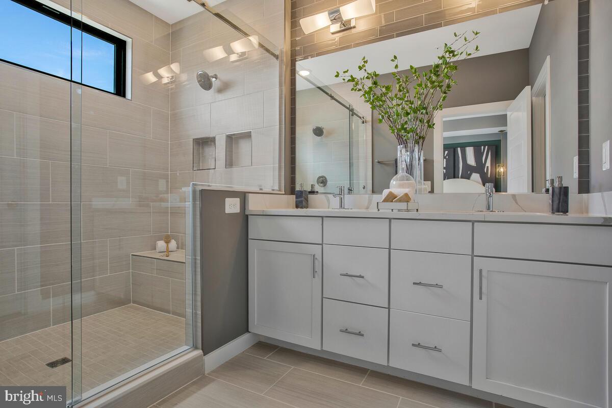 17631 LAKE MELFORD AVENUE 39E