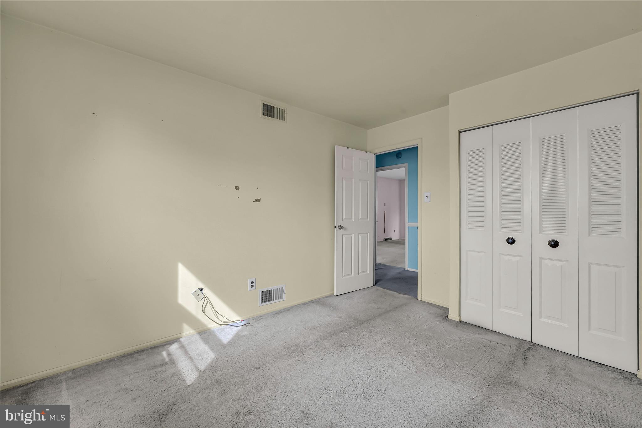 WHITFORD HILL - Residential