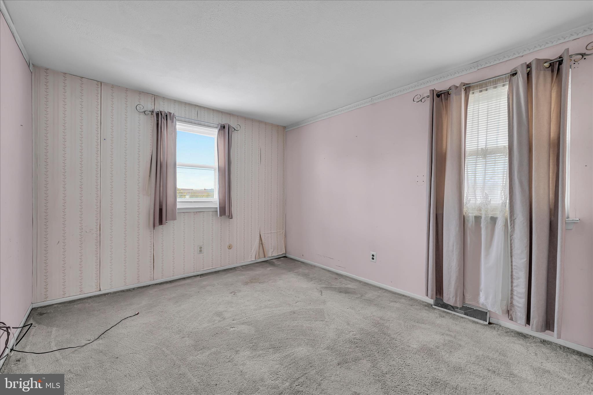 WHITFORD HILL - Residential