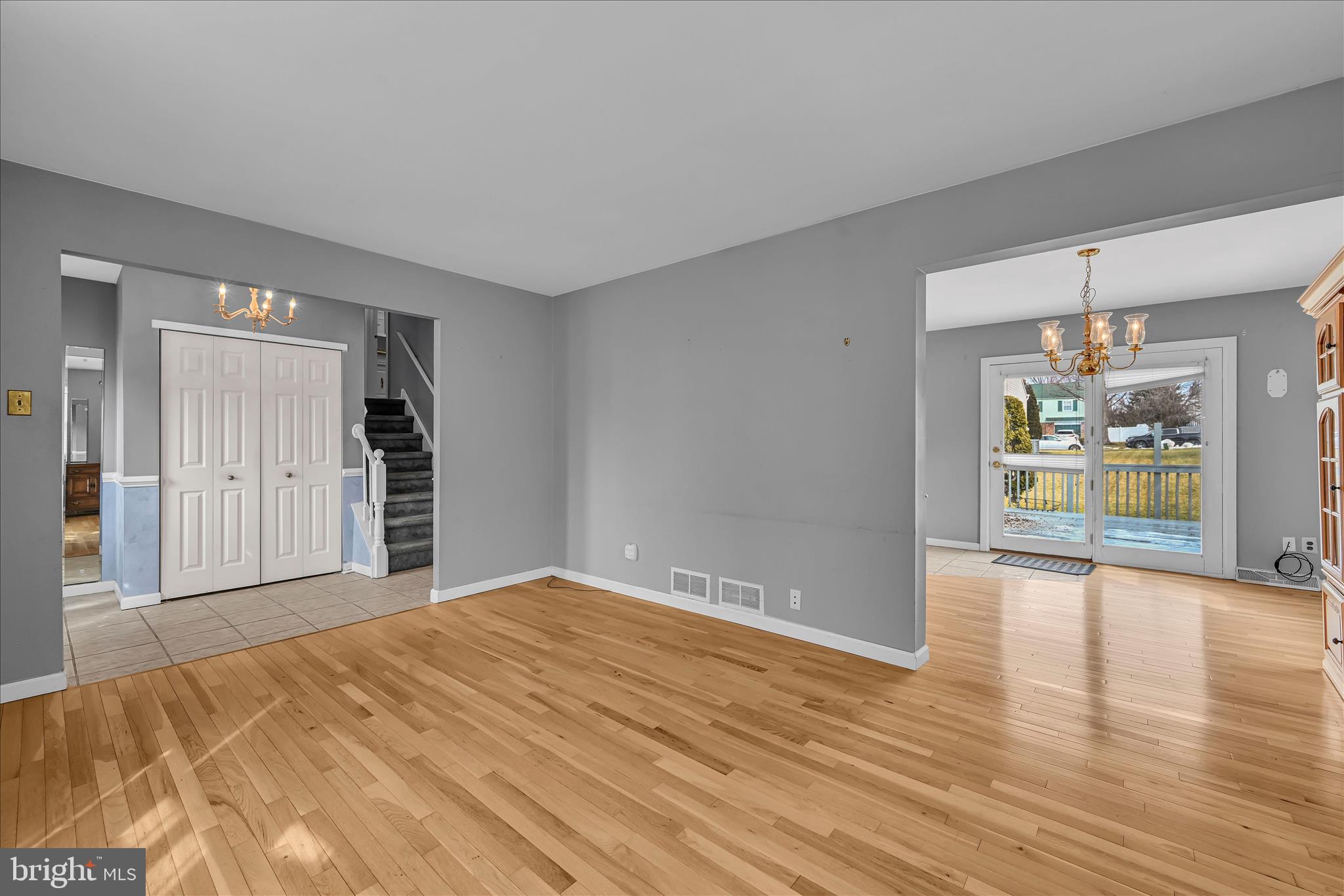 WHITFORD HILL - Residential