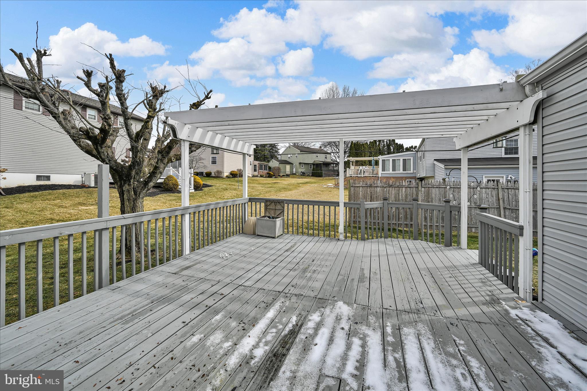 WHITFORD HILL - Residential