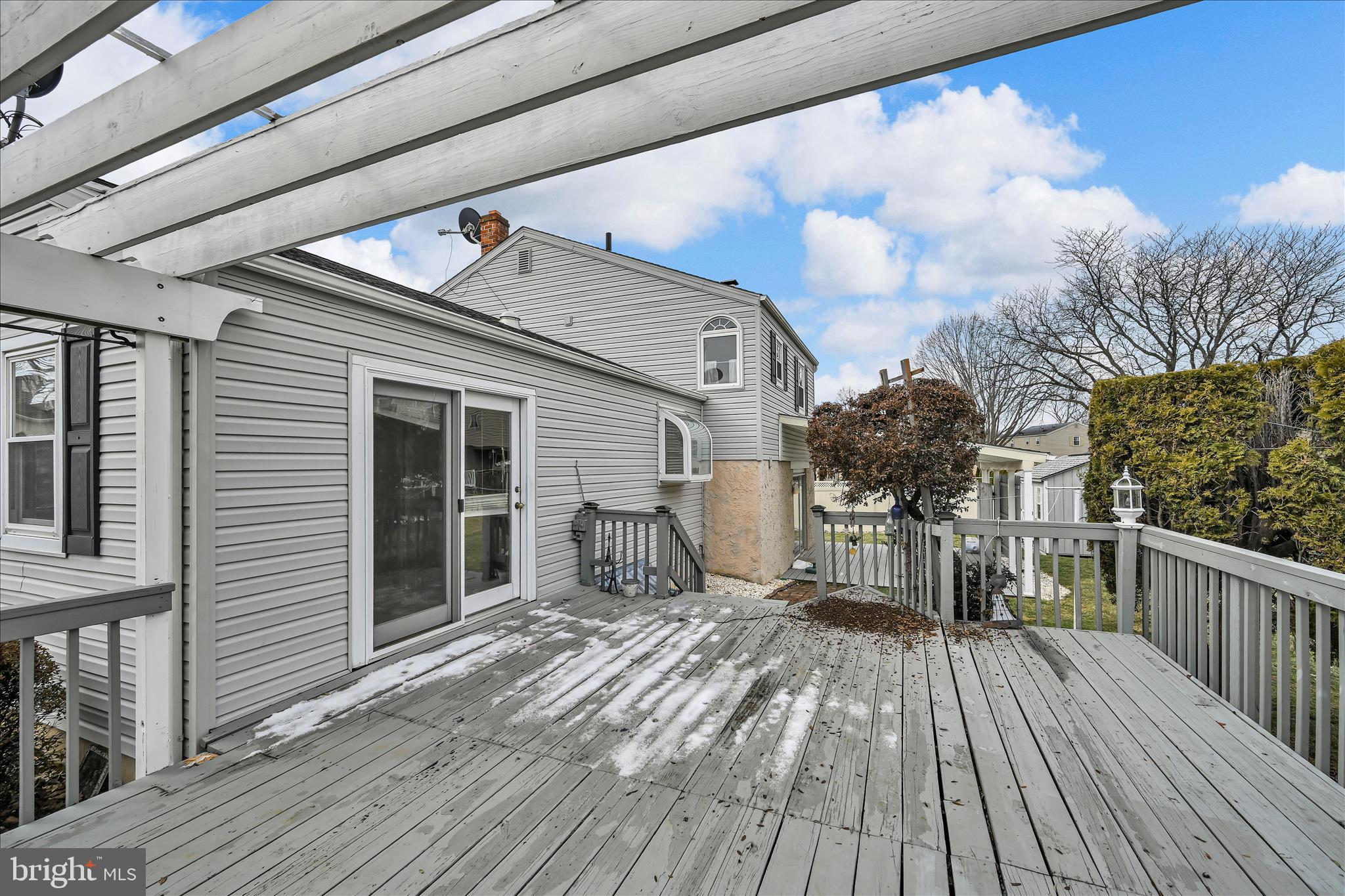 WHITFORD HILL - Residential