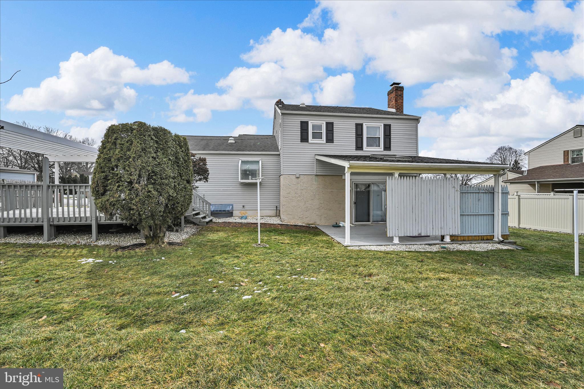 WHITFORD HILL - Residential