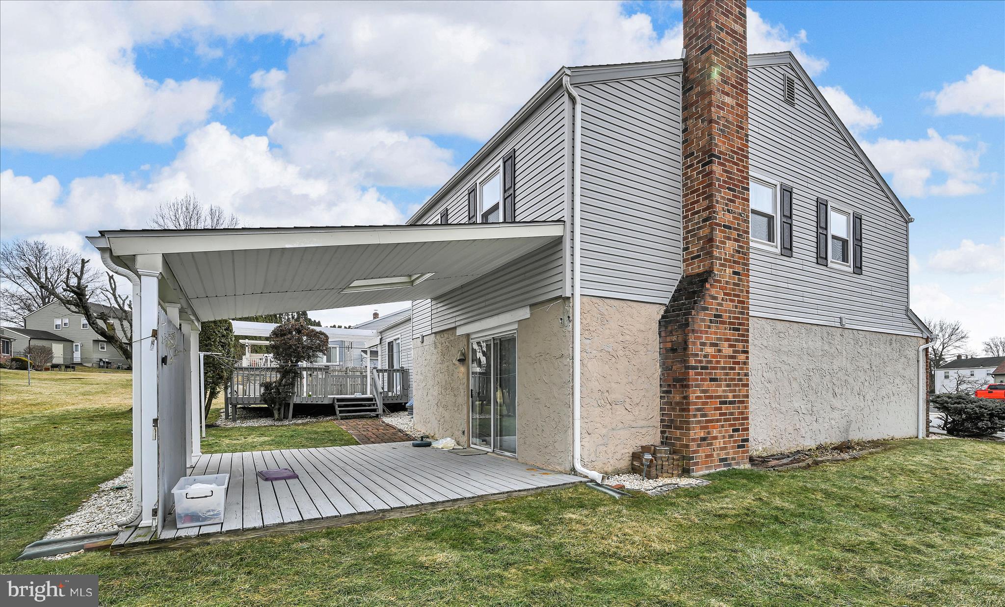 WHITFORD HILL - Residential