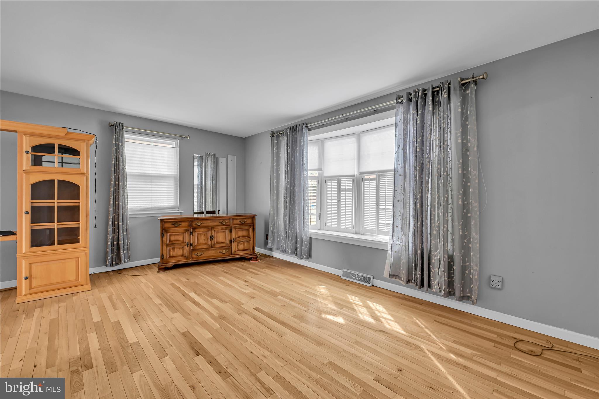 WHITFORD HILL - Residential