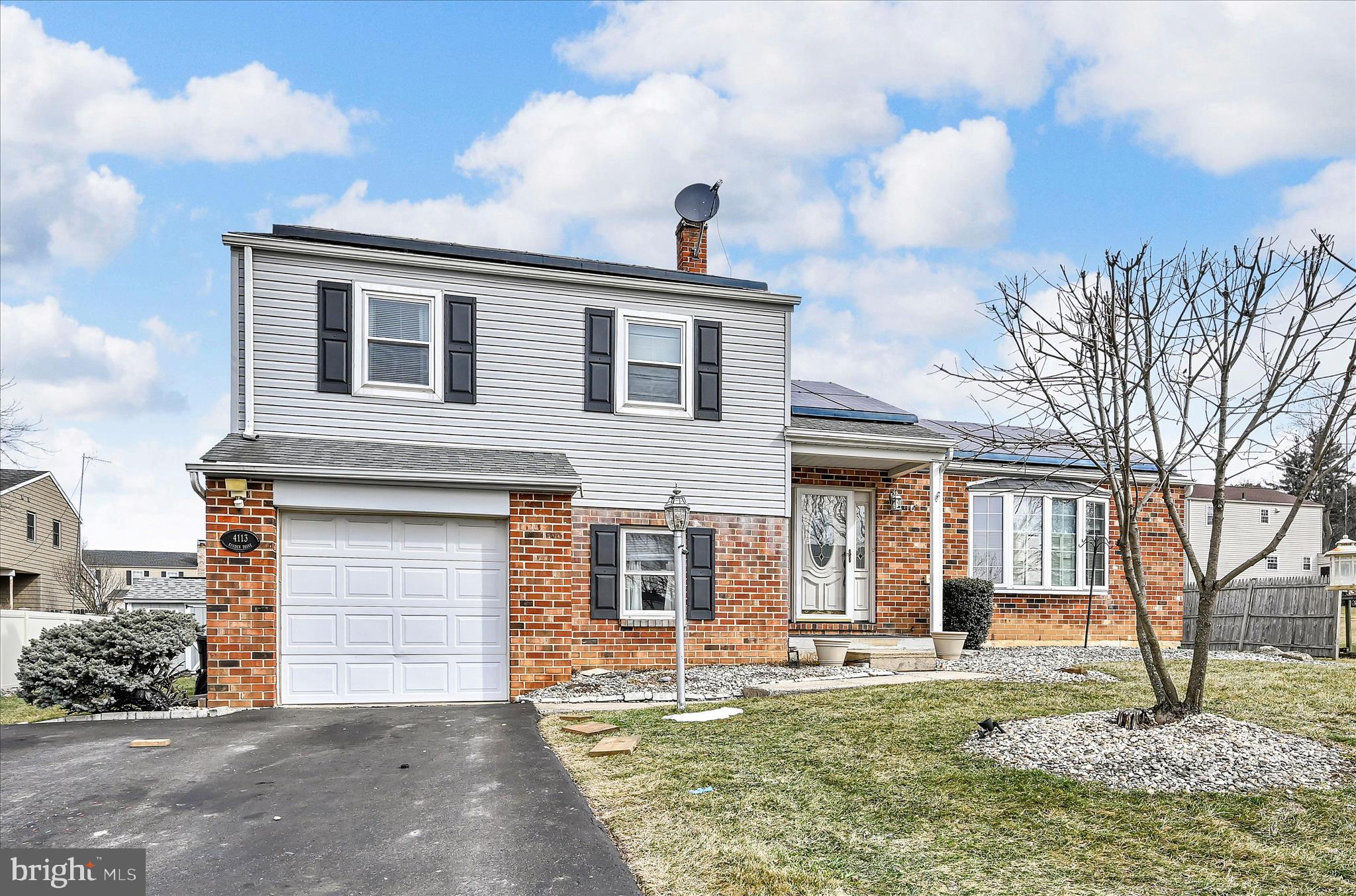 WHITFORD HILL - Residential