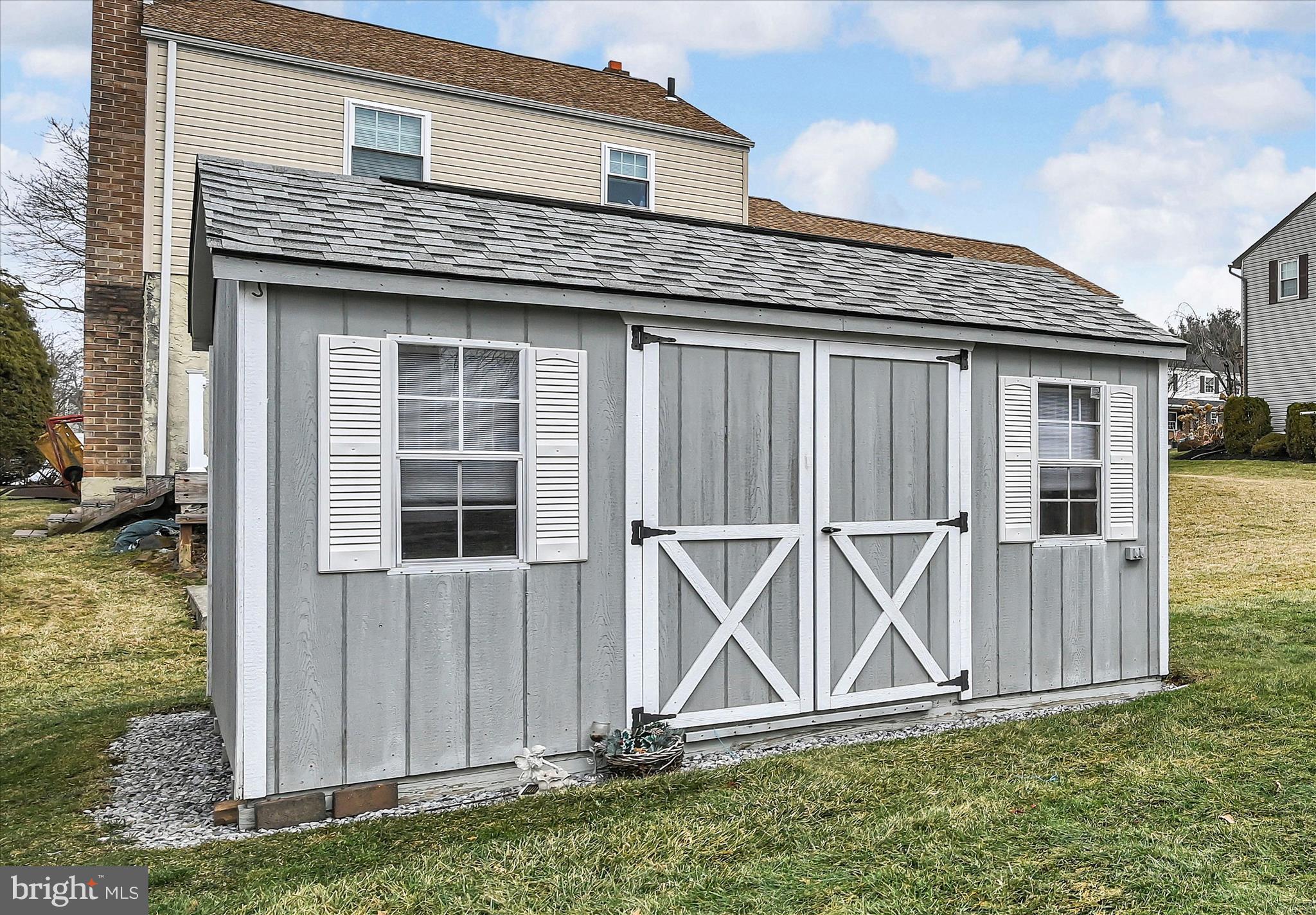 WHITFORD HILL - Residential