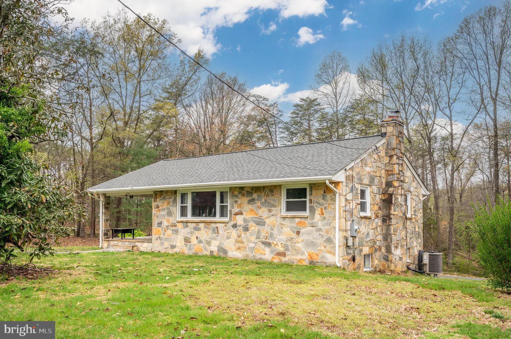 Fredericksburg, Virginia 22405, United States, 3 Bedrooms Bedrooms, ,2 BathroomsBathrooms,Residential,Coming Soon,98576