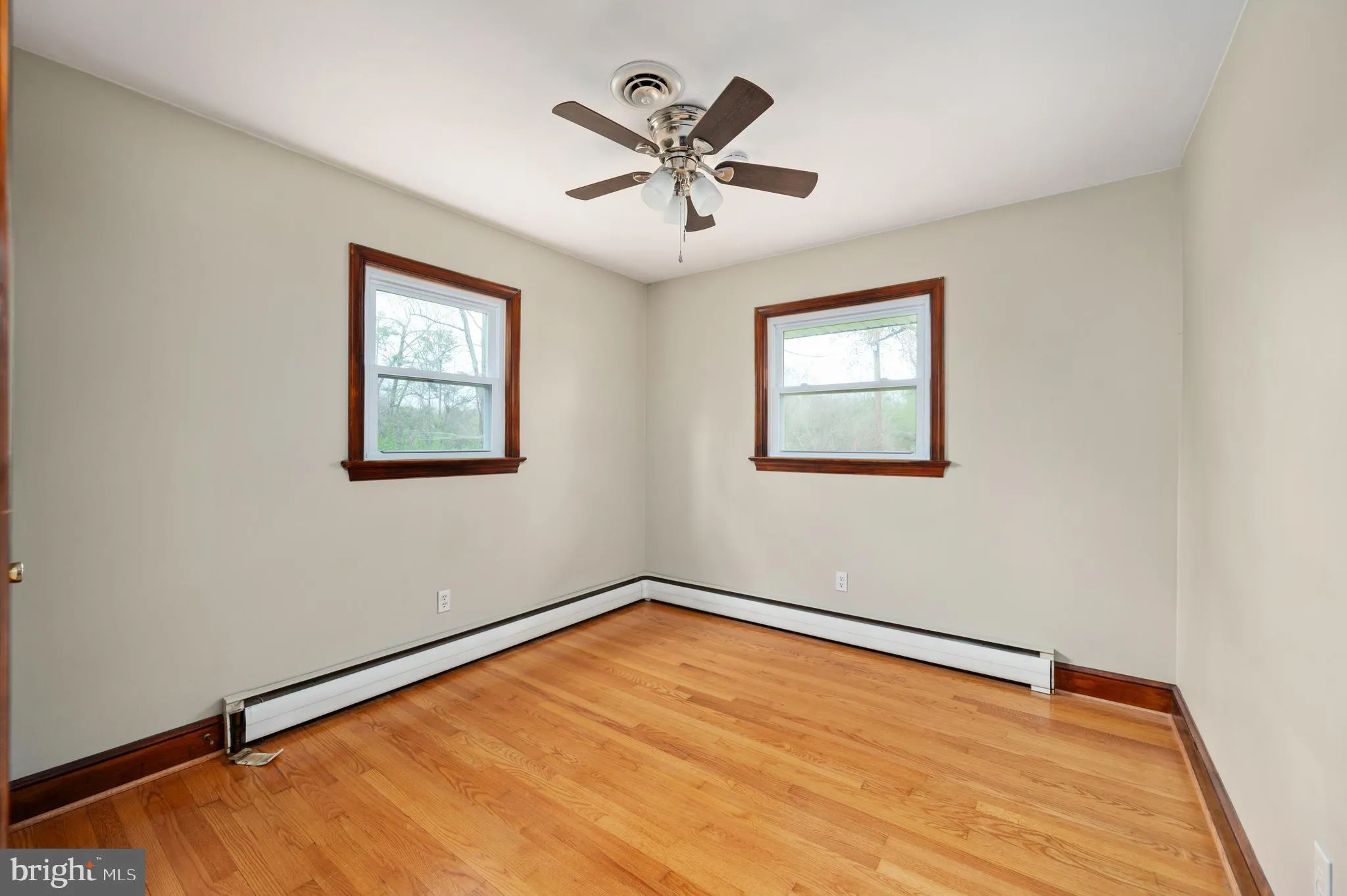 Fredericksburg, Virginia 22405, United States, 3 Bedrooms Bedrooms, ,2 BathroomsBathrooms,Residential,Coming Soon,98576