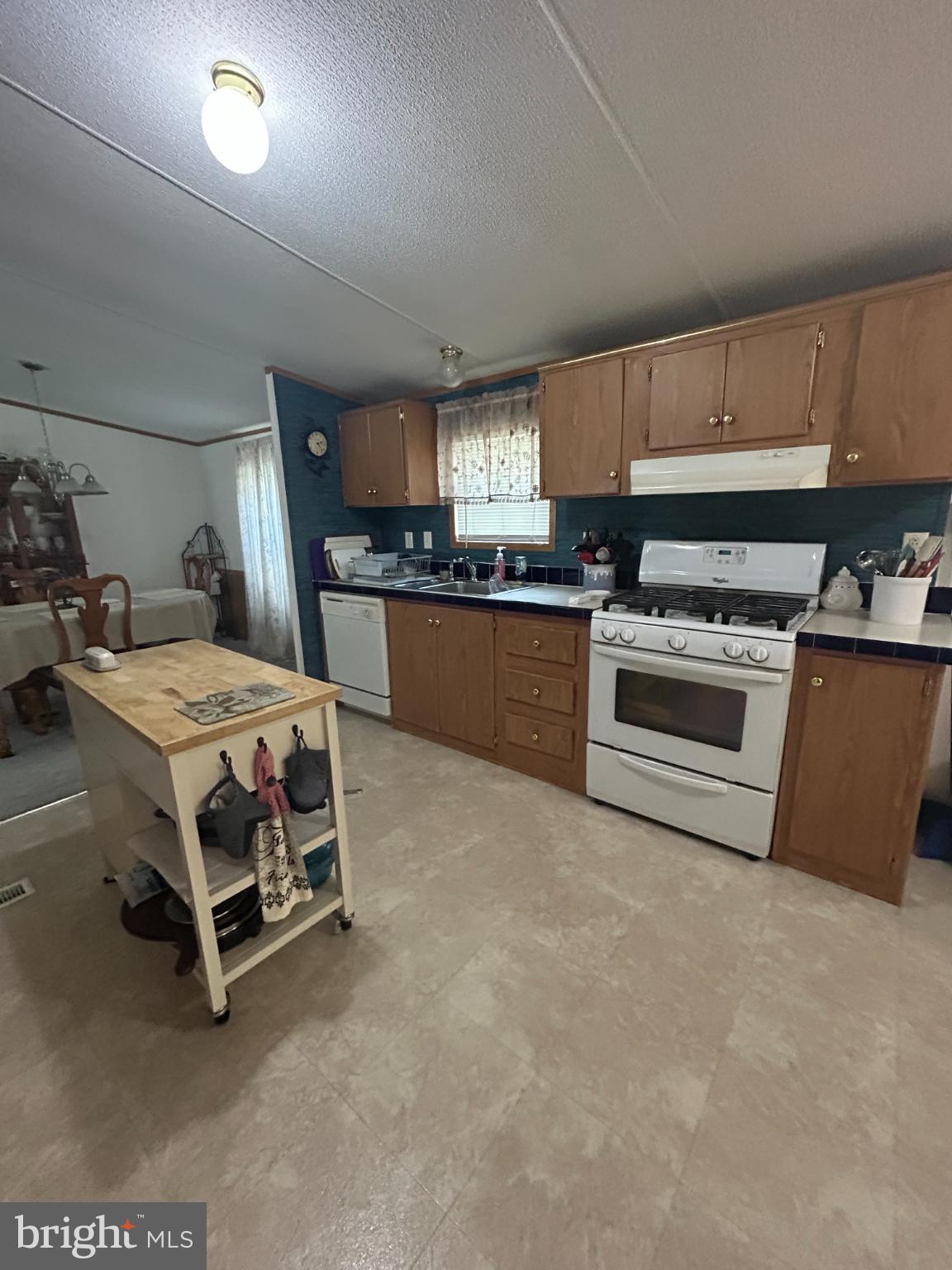 HAMPDEN VILLAGE MHP - Residential