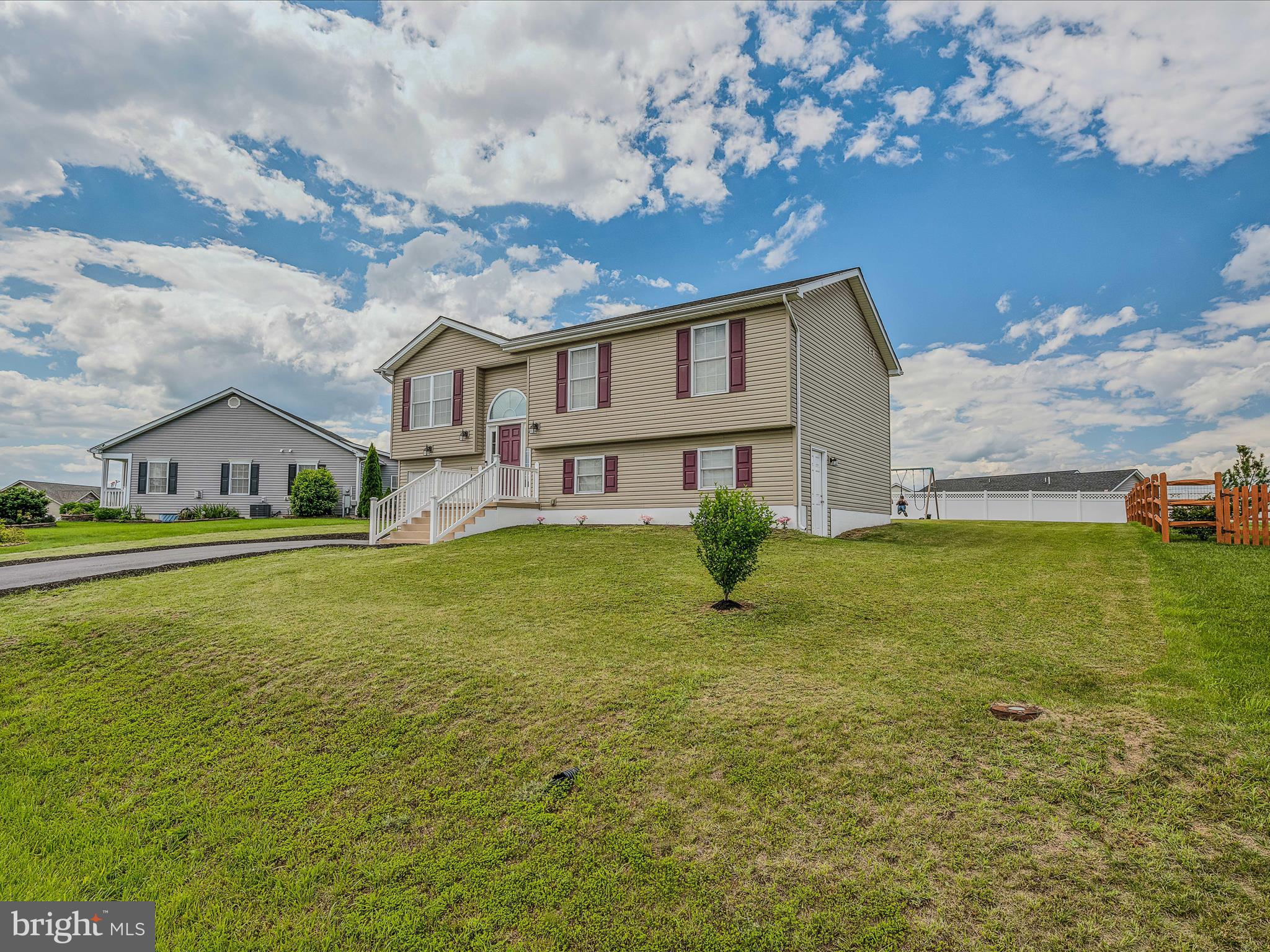 THE VINEYARDS - Residential
