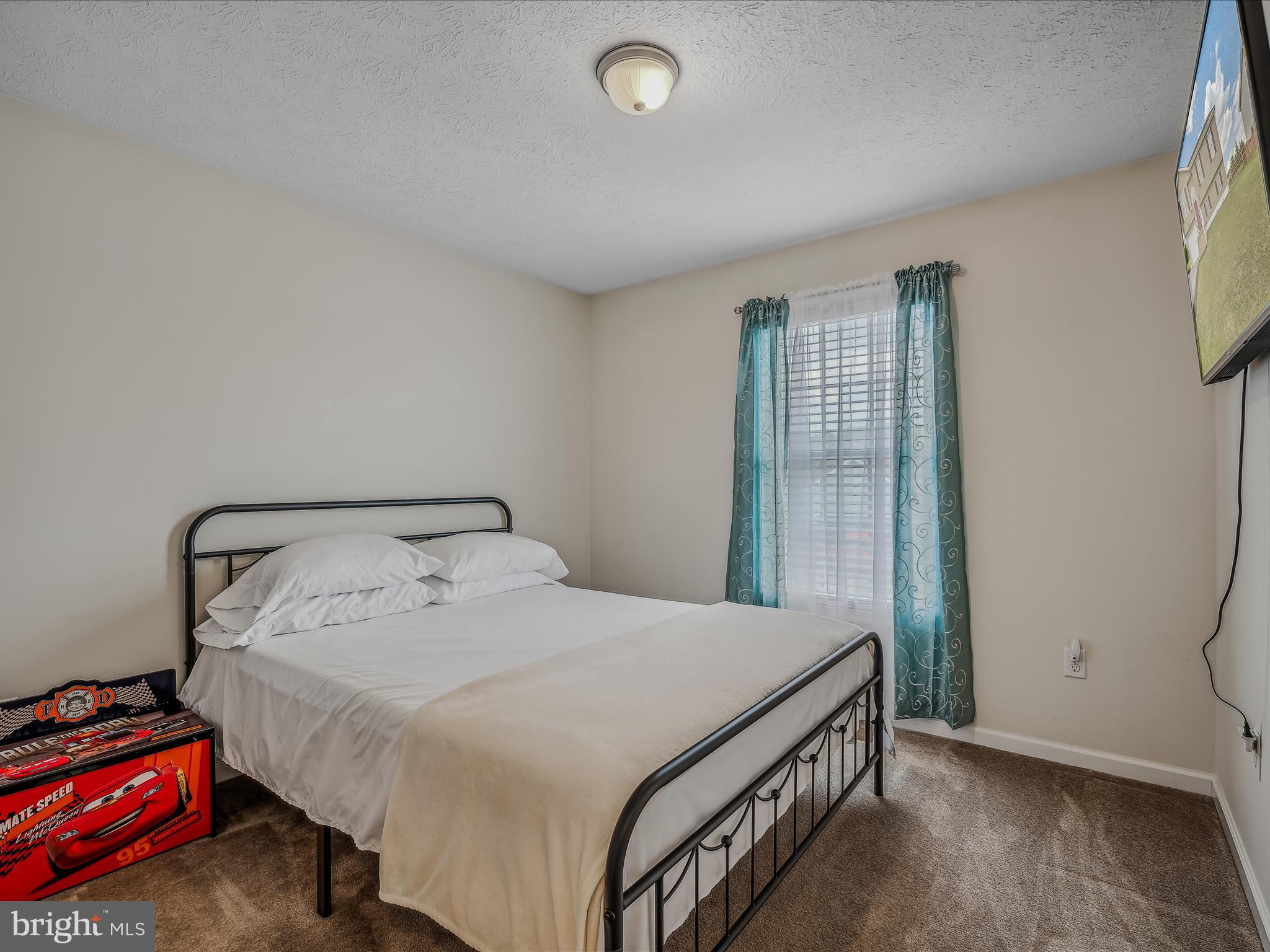 THE VINEYARDS - Residential