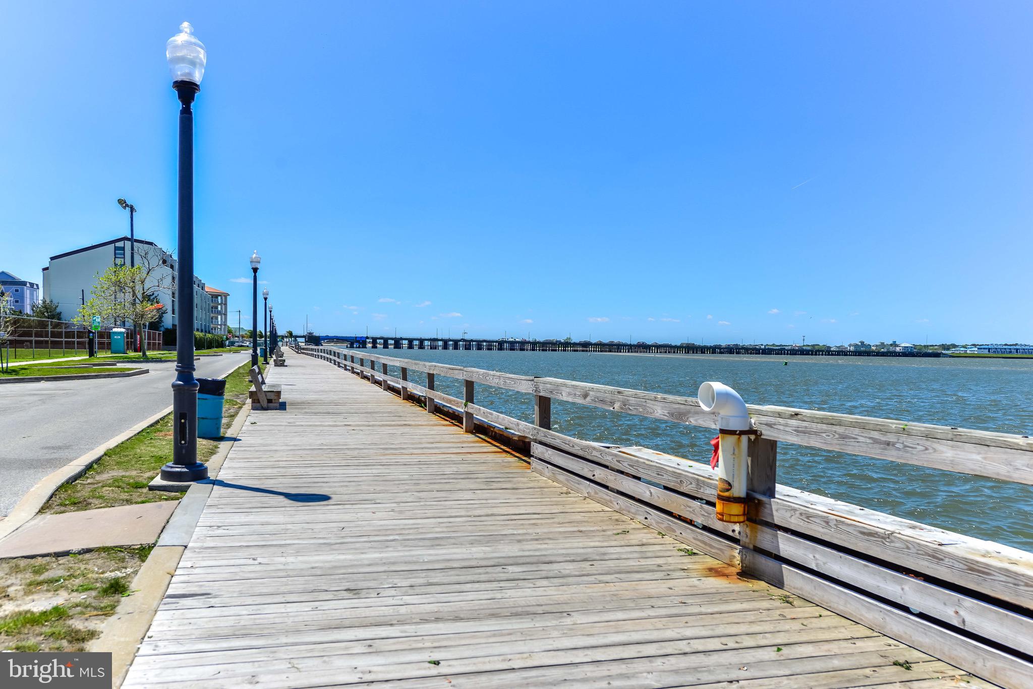 HITCHENS & TRIMPER - Residential