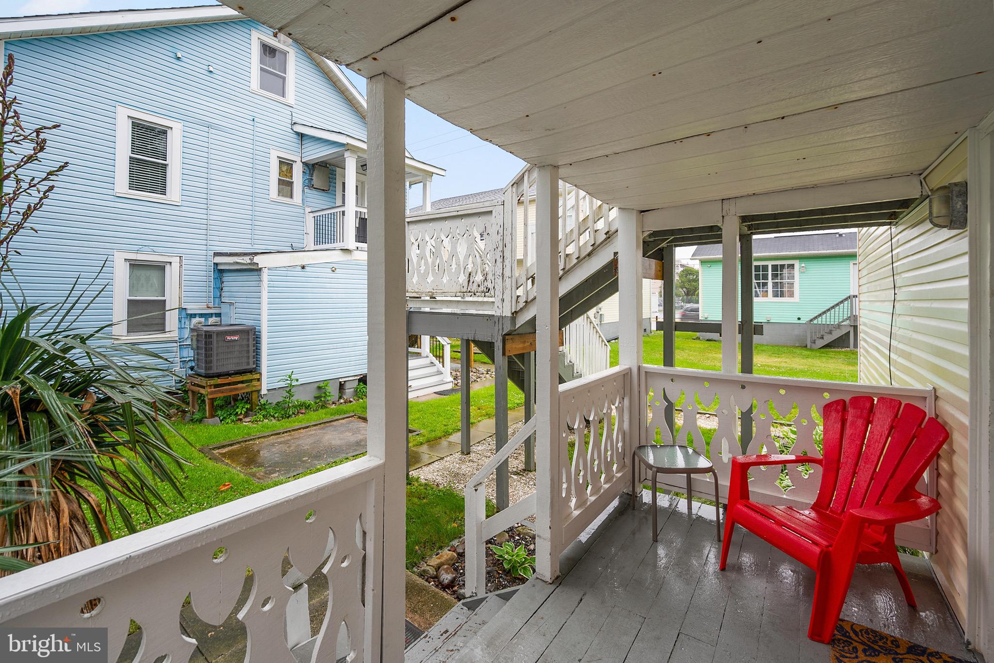 HITCHENS & TRIMPER - Residential