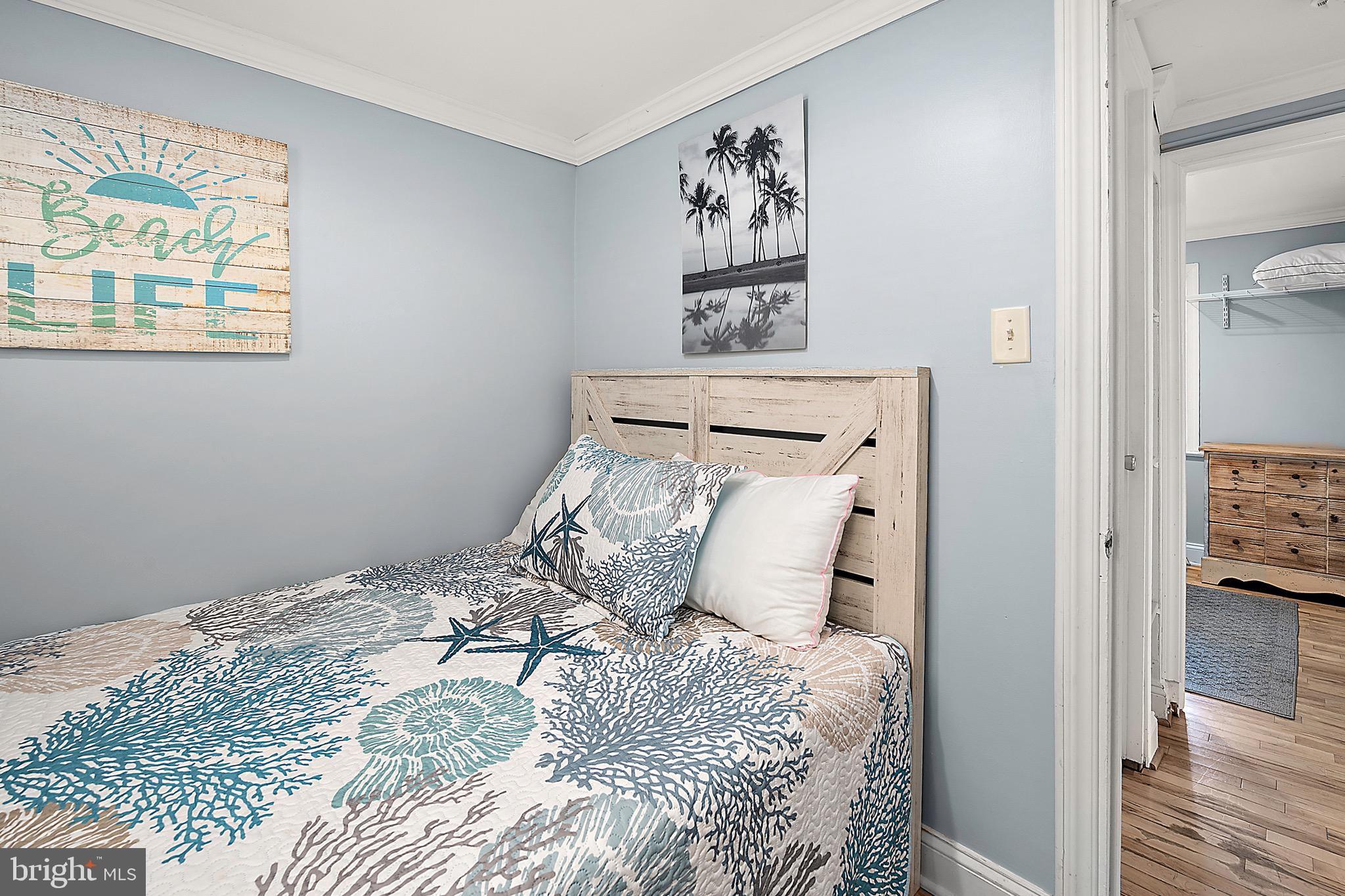 HITCHENS & TRIMPER - Residential