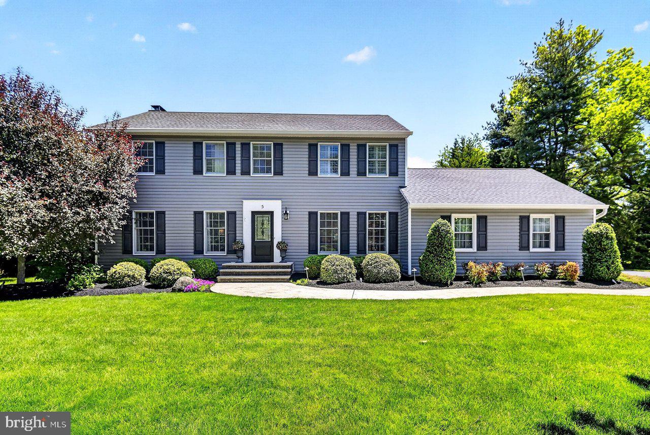 5 FAIRWAY DRIVE