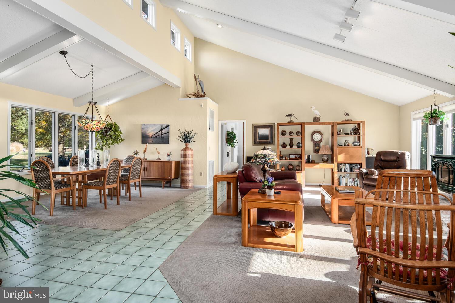 EASTON - Residential