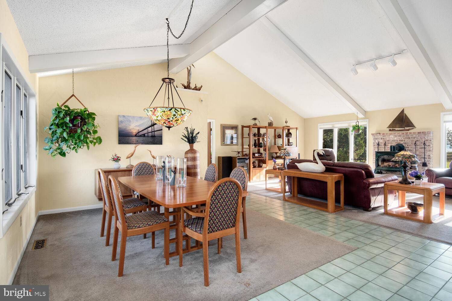 EASTON - Residential