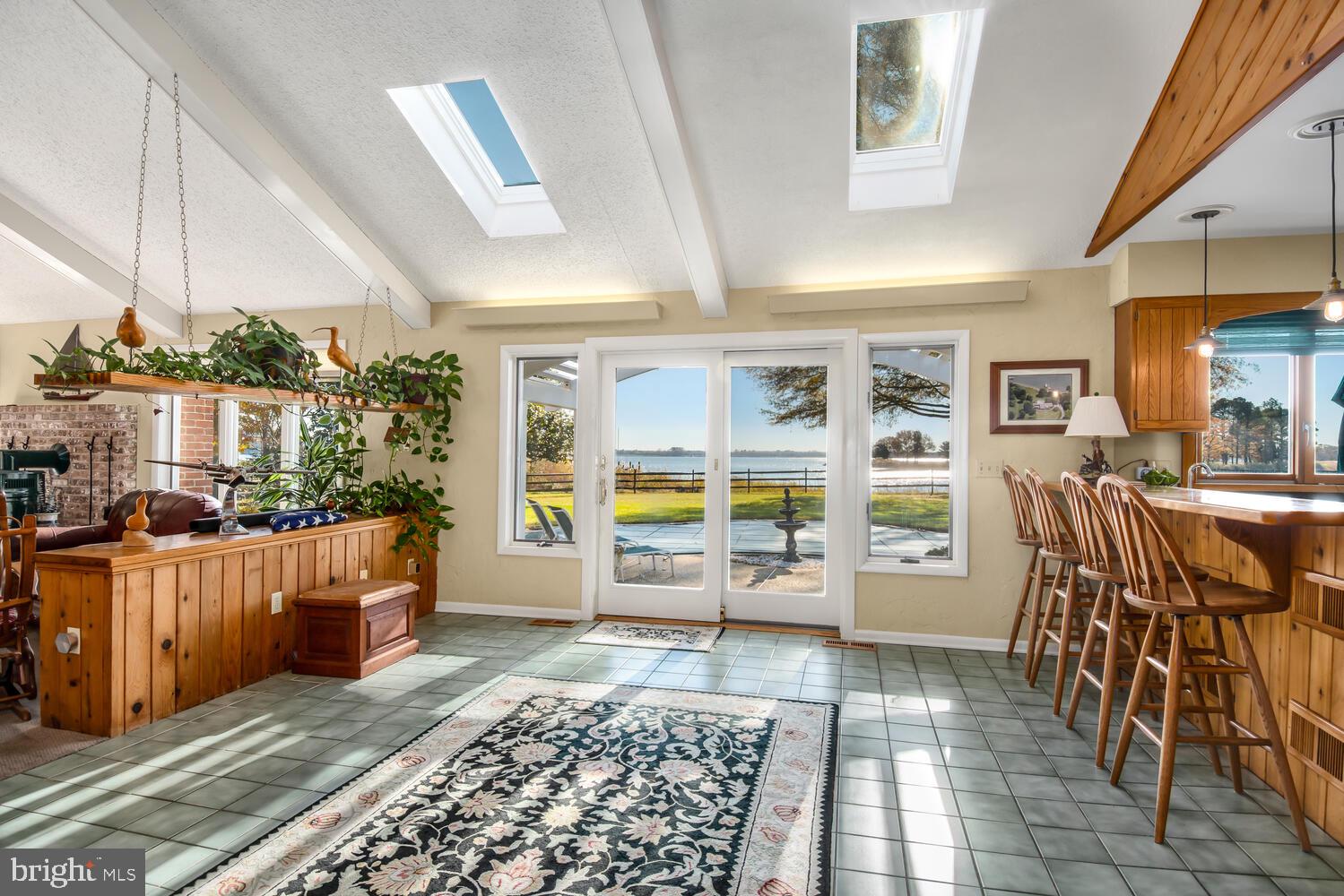 EASTON - Residential