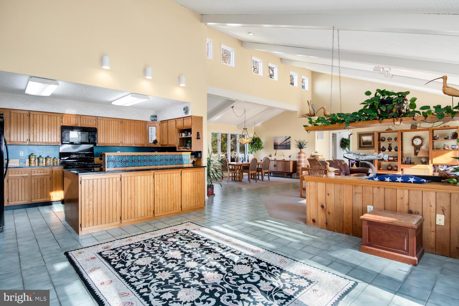 EASTON - Residential