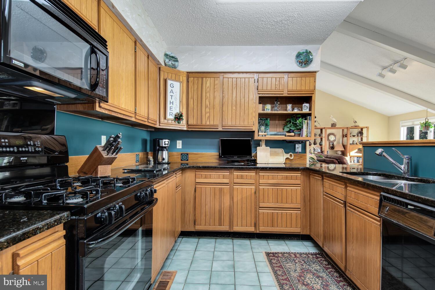 EASTON - Residential