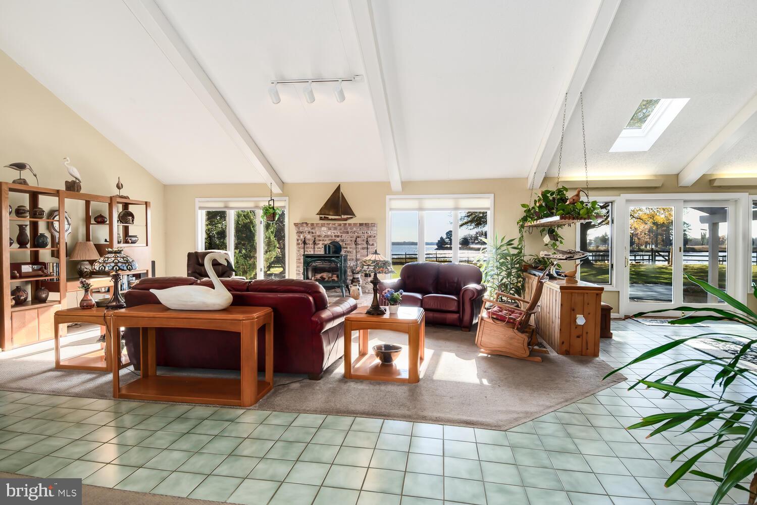 EASTON - Residential