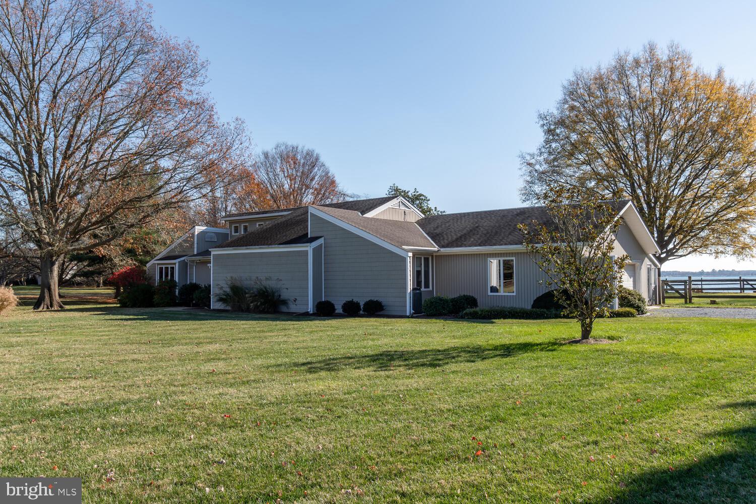 EASTON - Residential