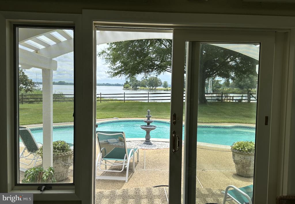 EASTON - Residential