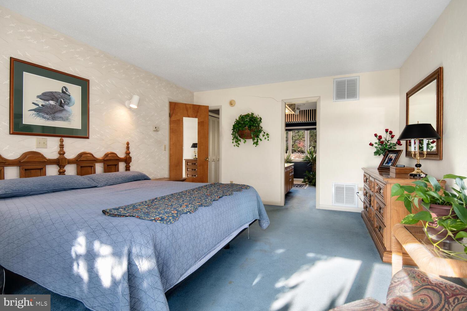 EASTON - Residential