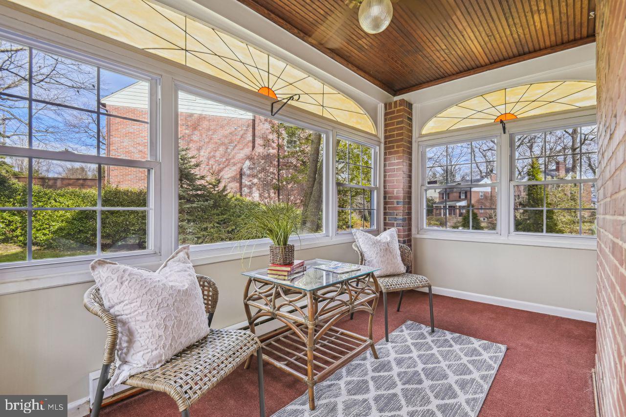 BELVEDERE SQUARE - Residential