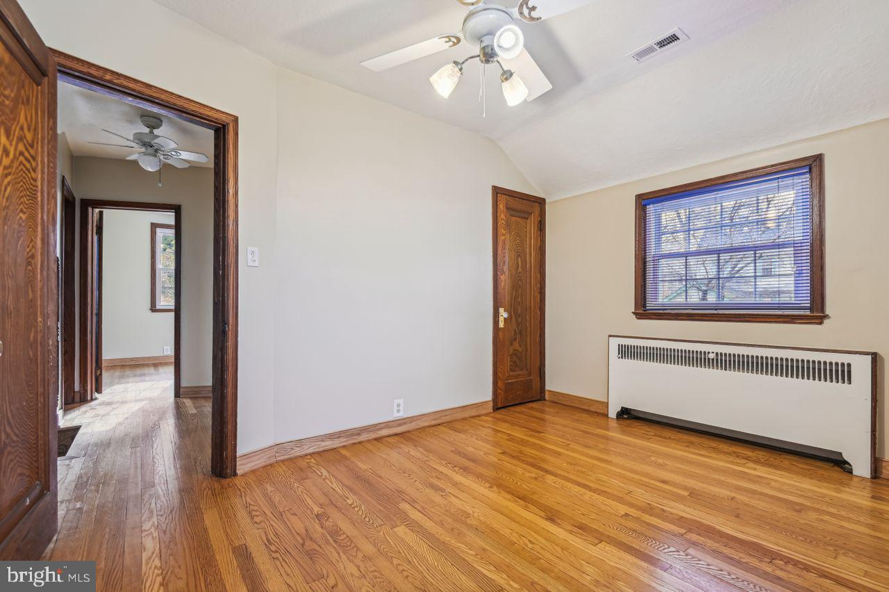 BELVEDERE SQUARE - Residential