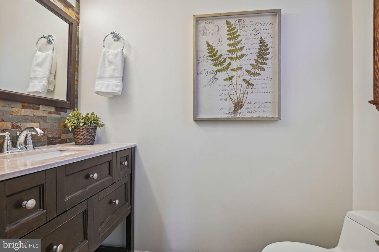 BELVEDERE SQUARE - Residential