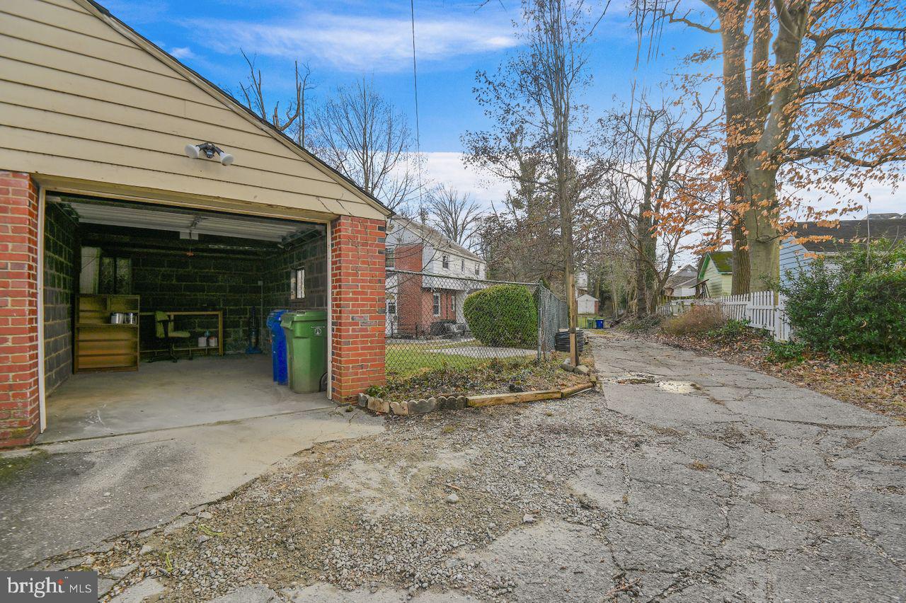 BELVEDERE SQUARE - Residential