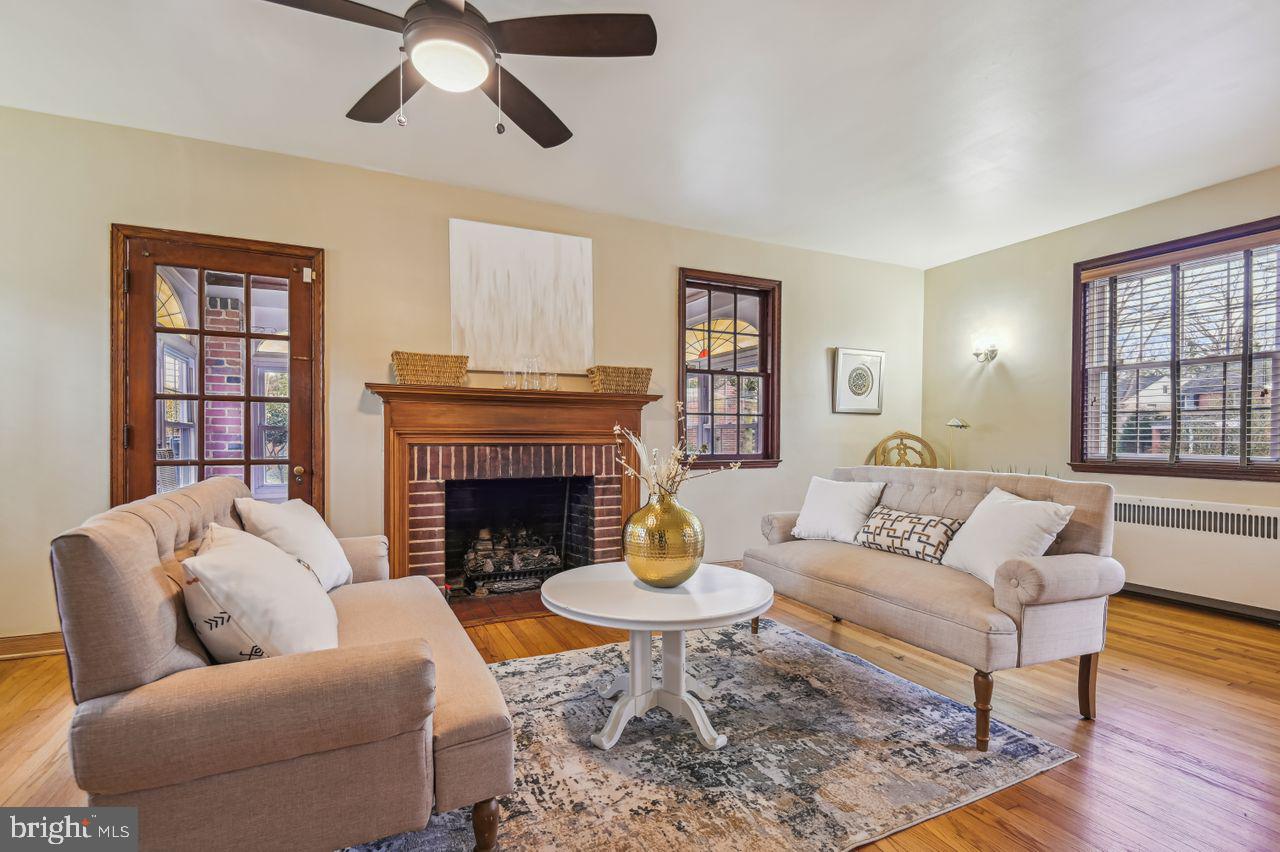 BELVEDERE SQUARE - Residential