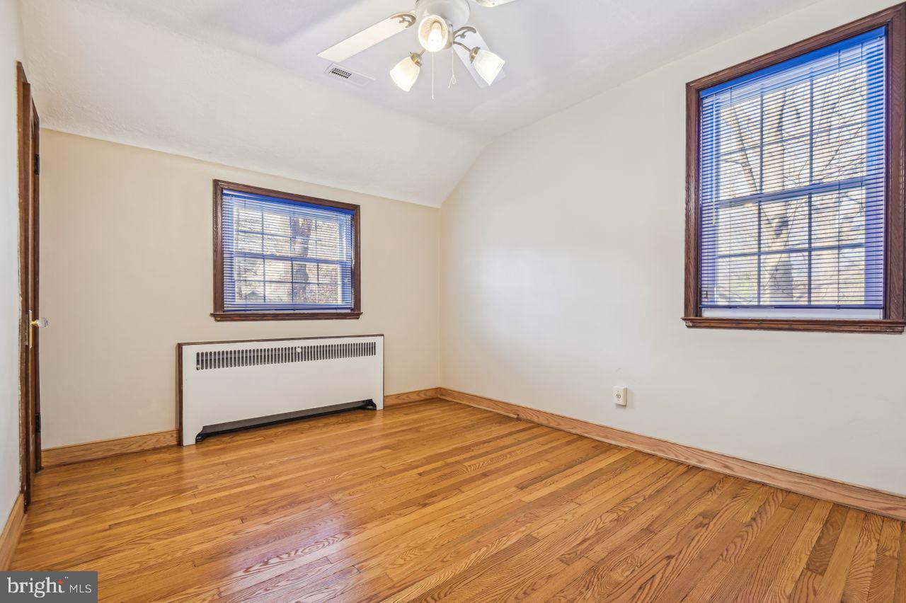 BELVEDERE SQUARE - Residential