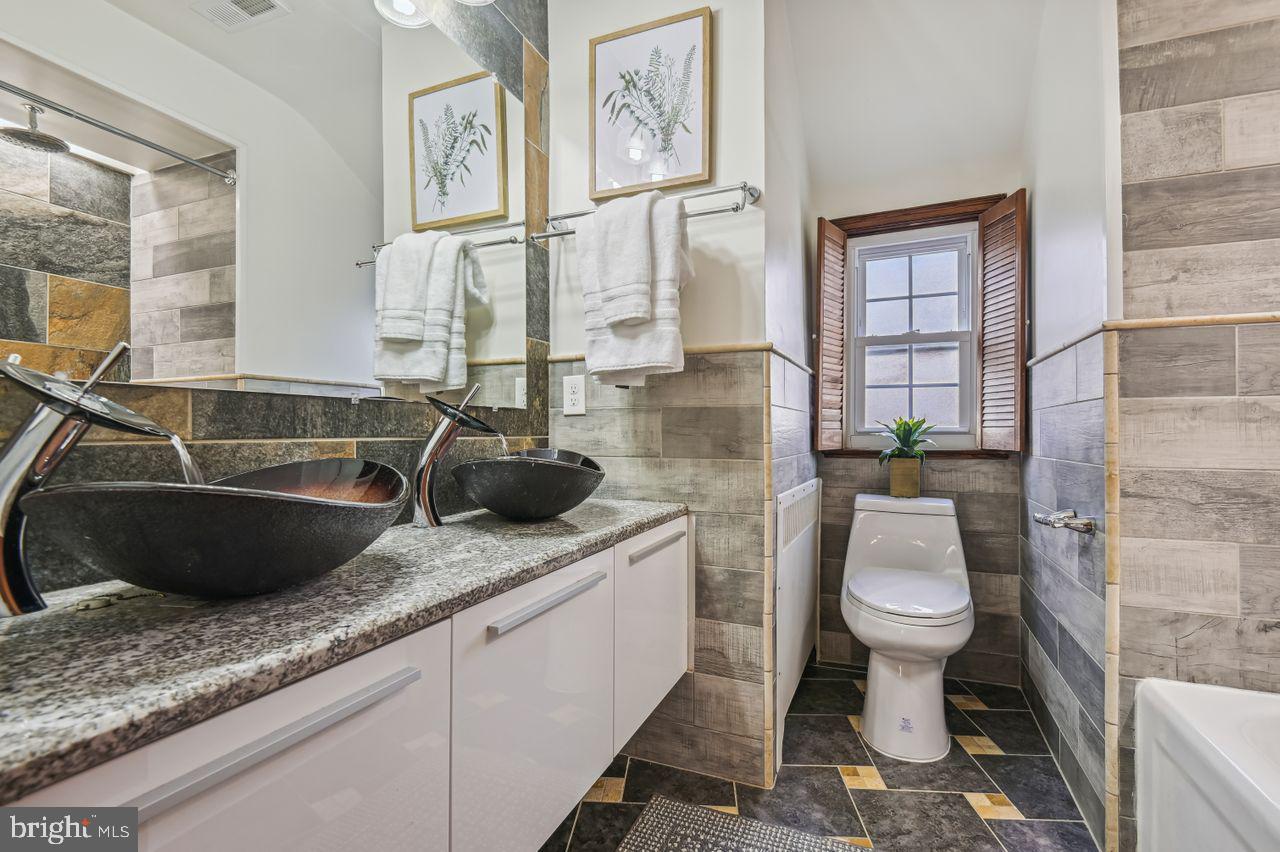 BELVEDERE SQUARE - Residential