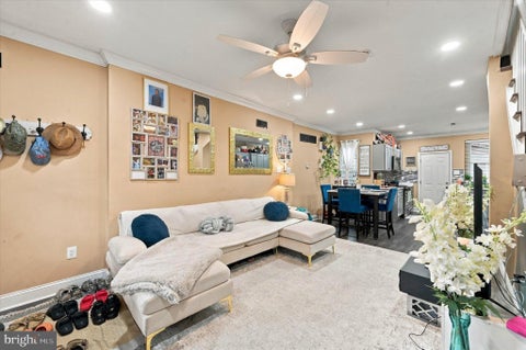 Townhouse For Sale - 1525 S Patton Street<br/> PHILADELPHIA, PA 19146