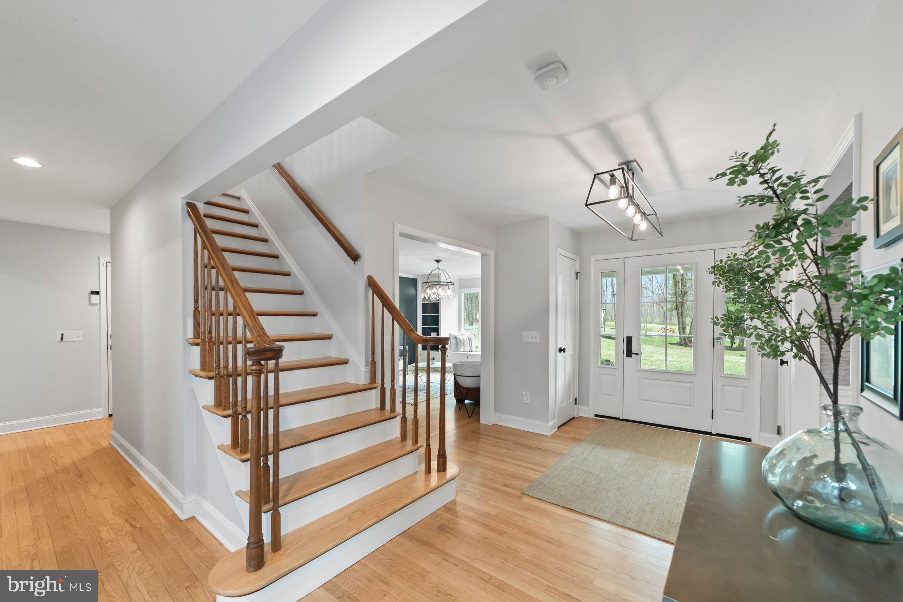 325 SPRING HILL ROAD