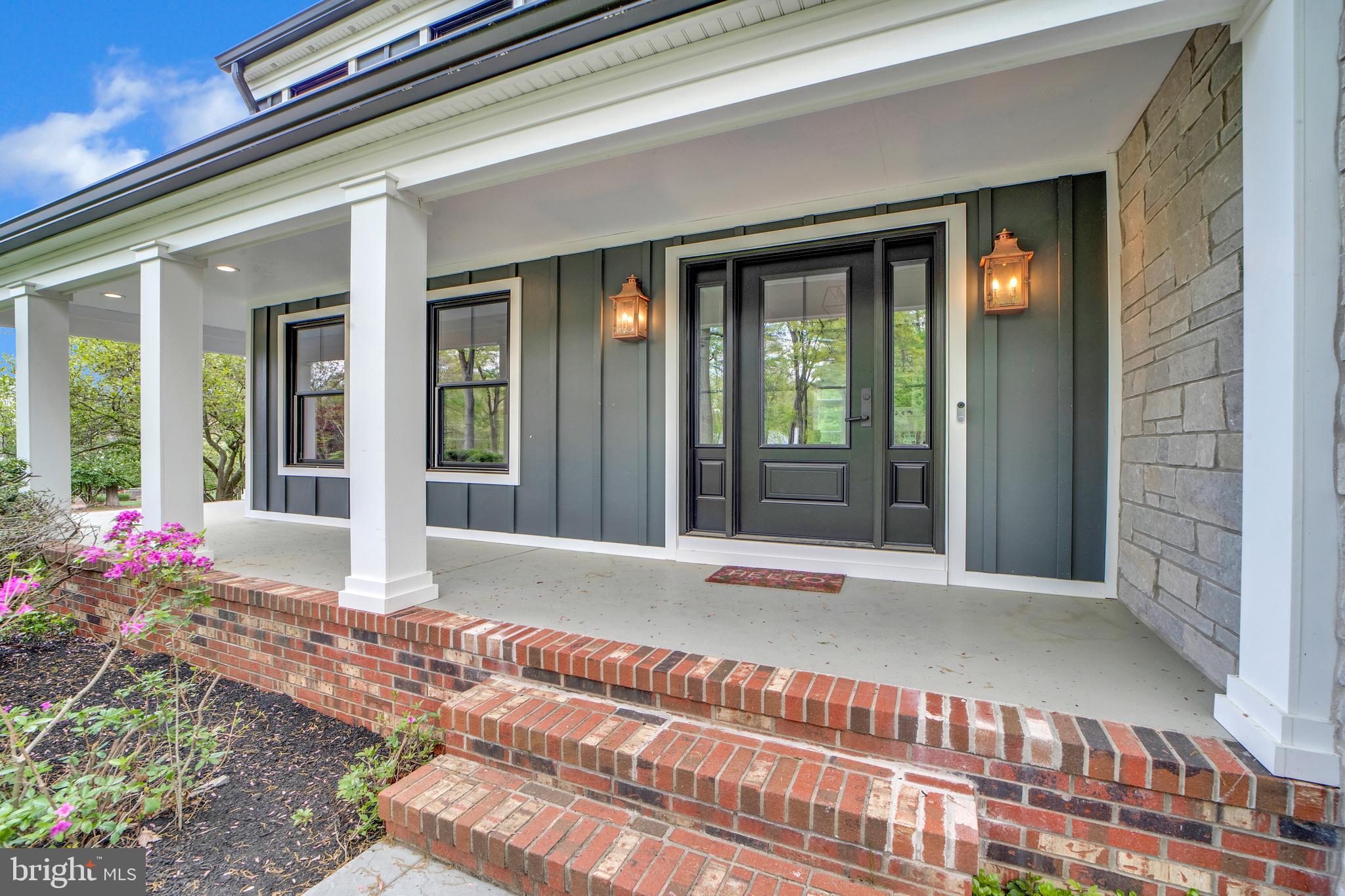 325 SPRING HILL ROAD