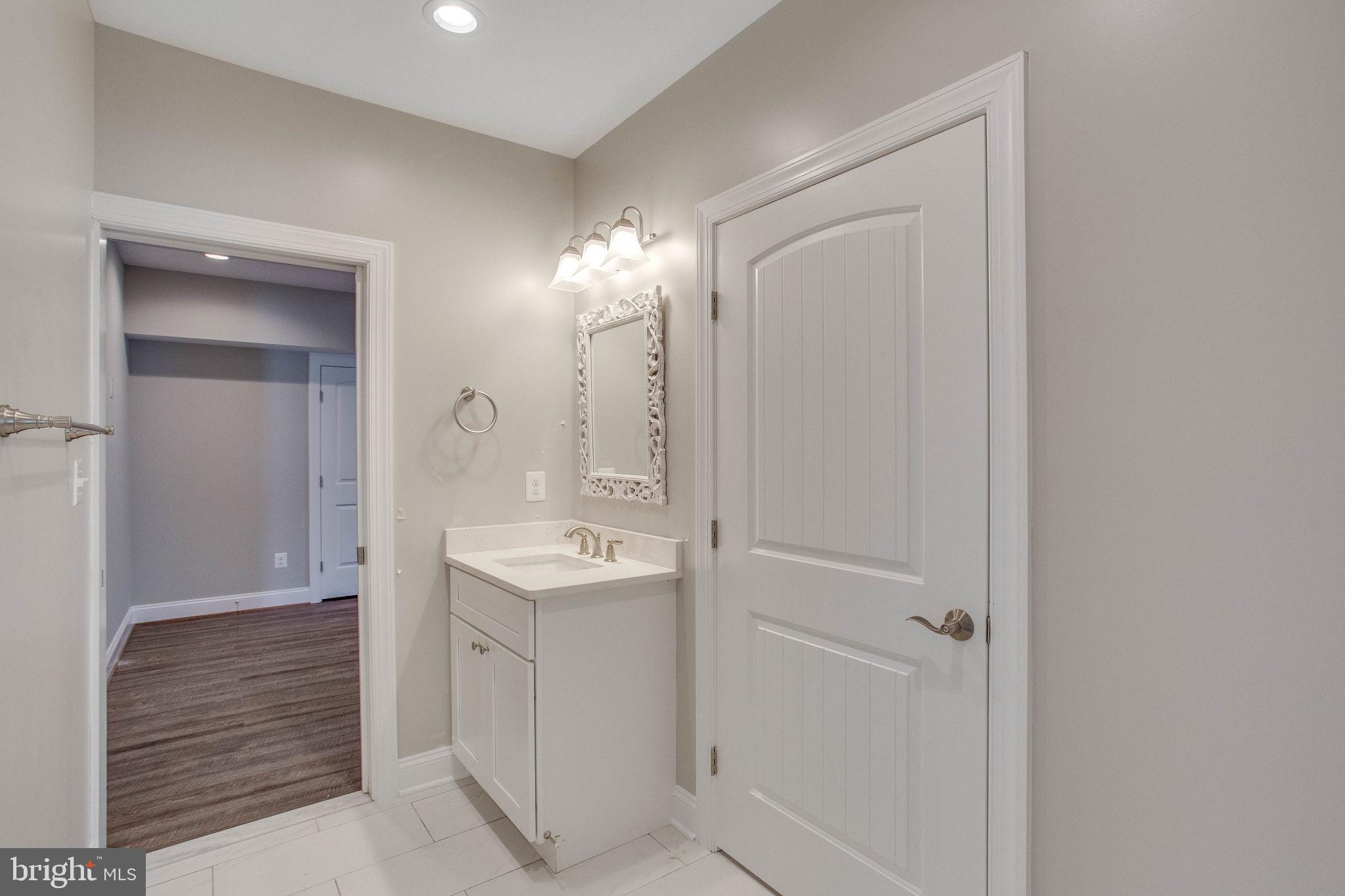 SUMMERVIEW POINT - Residential