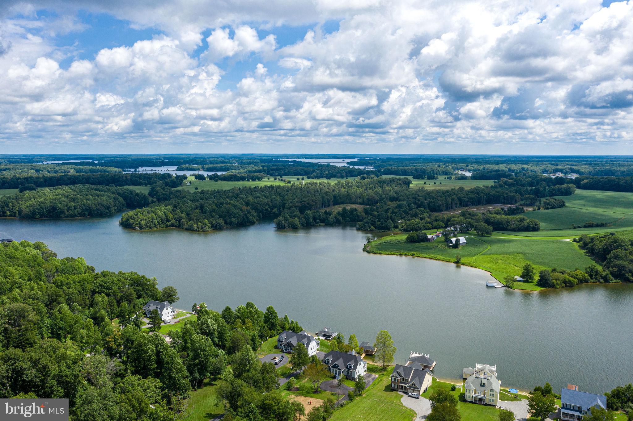 SUMMERVIEW POINT - Residential