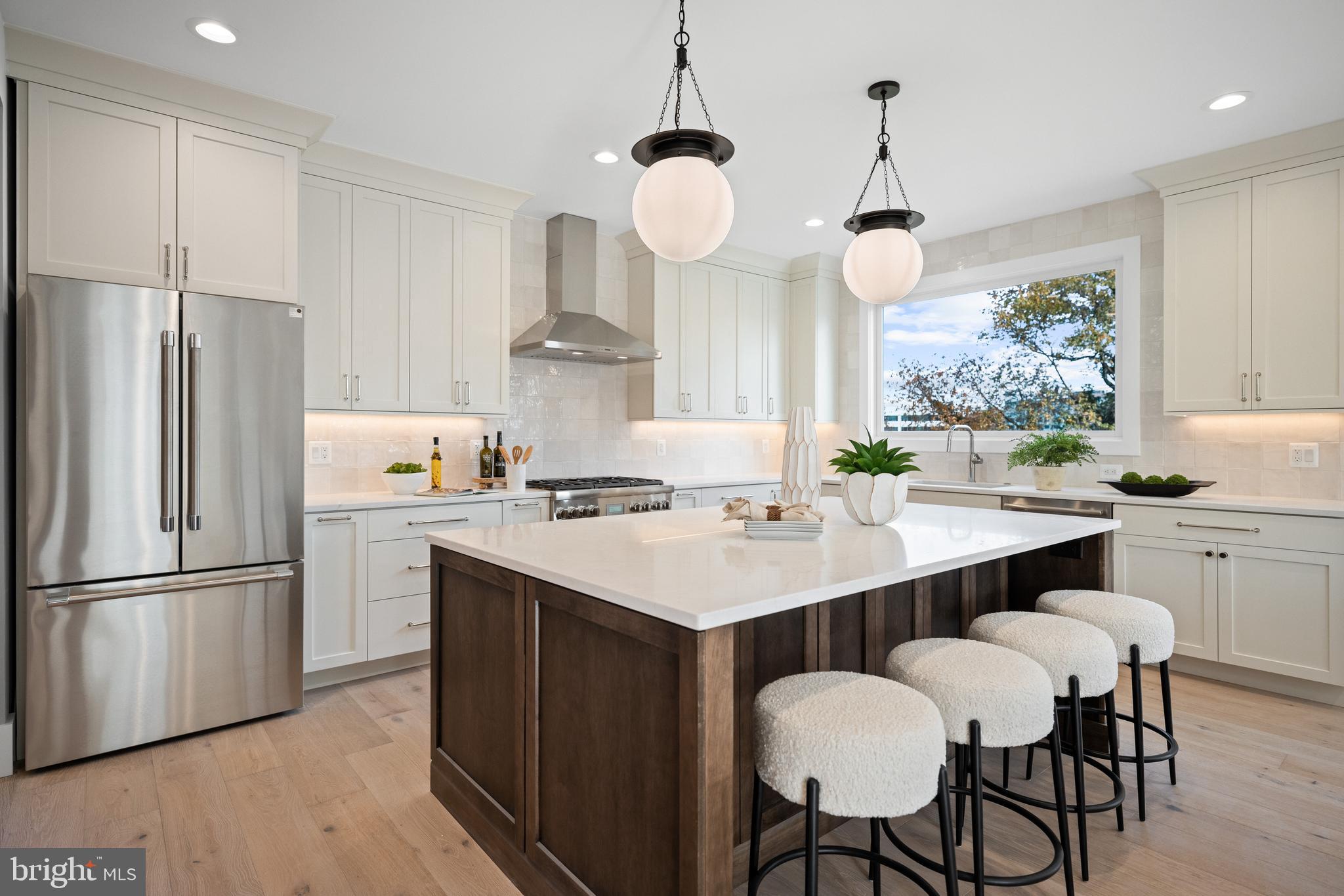 OAKCREST - Residential